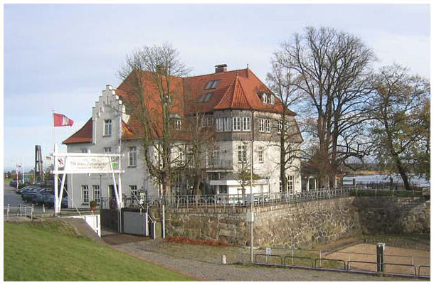  Zollenspieker Fährhaus  